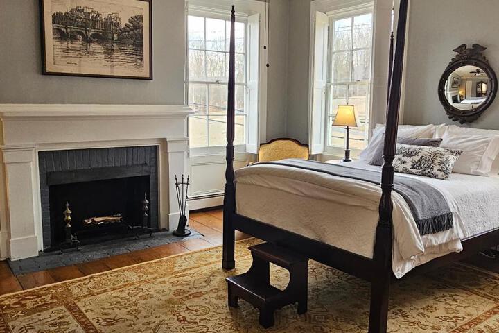 Peach Grove House