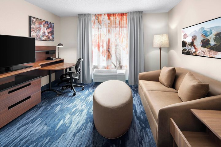 Room 16 of 27