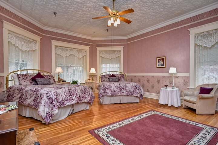 Room 48 of 78