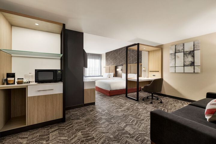 Room 26 of 33