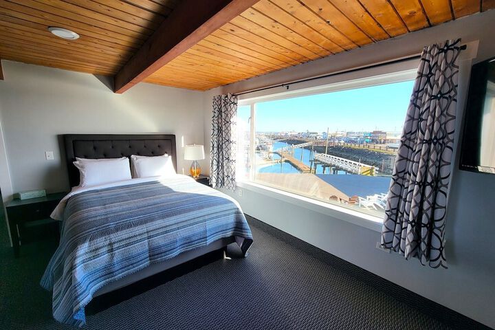 Room 34 of 45