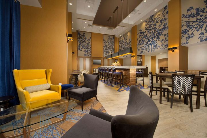 Hotel Interior 6 of 32