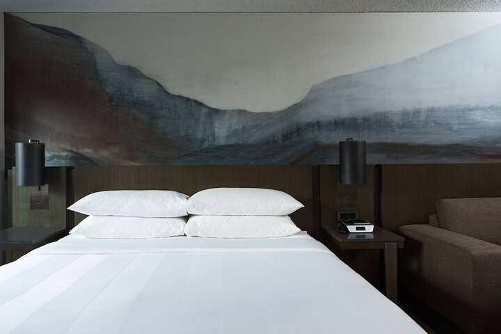 Room 55 of 105