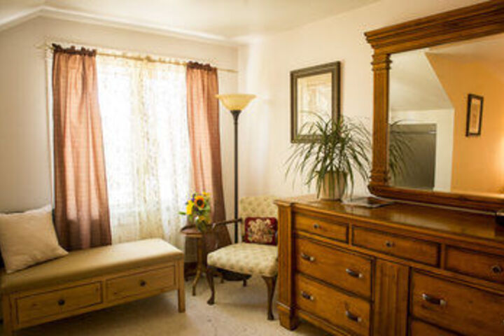 The Inn at Ellsworth Estate