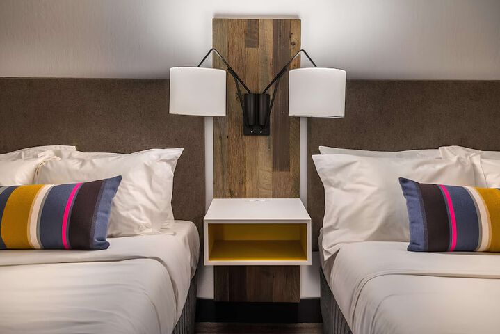 Hotel Becket BW Signature Collection
