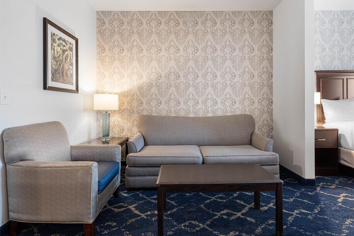 Best Western Plus New Richmond Inn & Suites