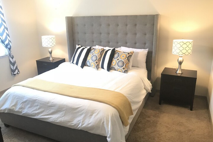 Sawgrass Mall Apartment 2