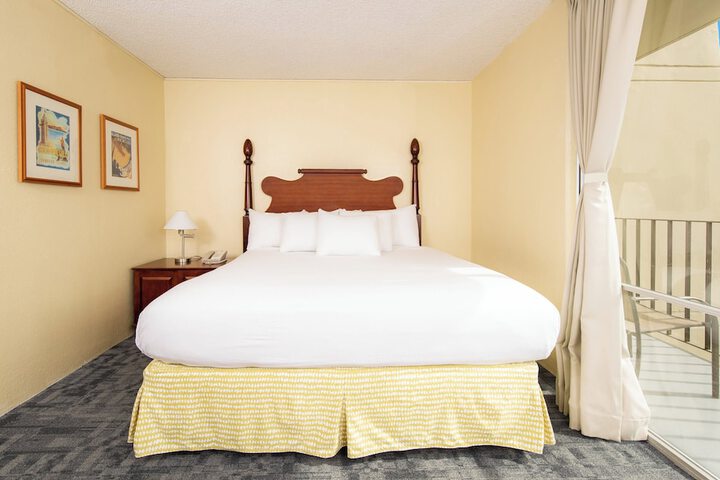 Room 35 of 52