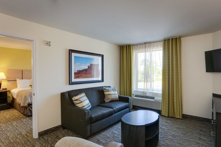 Candlewood Suites College Station at University by IHG
