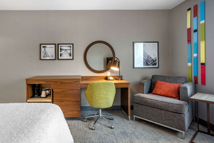 Room 9 of 29