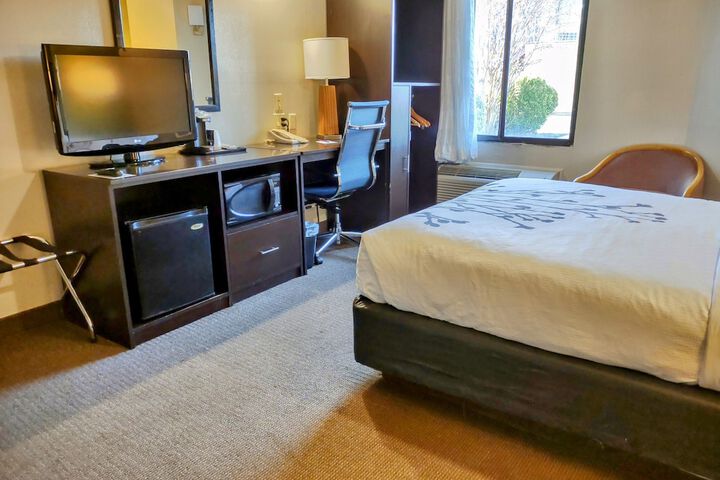 Room 22 of 26