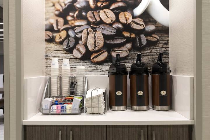 Breakfast/Coffee Service 27 of 37