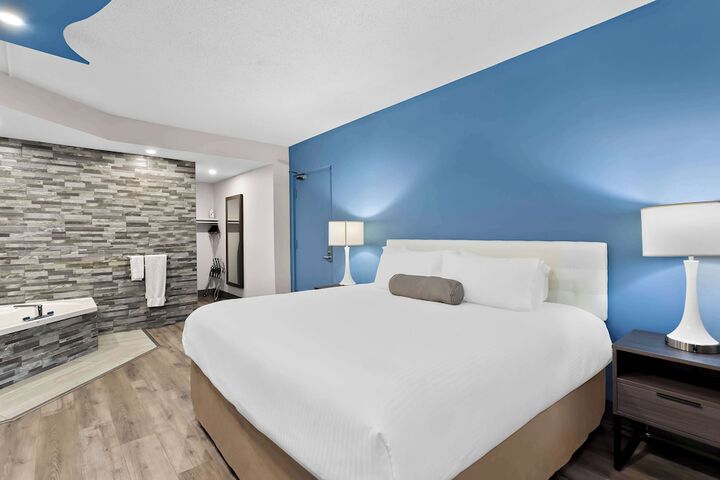 Room 32 of 45