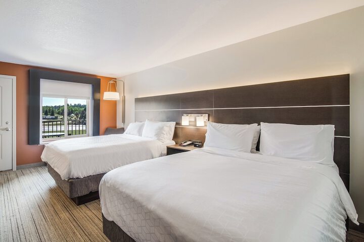 Holiday Inn Express Hotel & Suites Custer by IHG