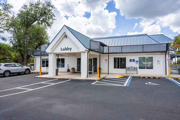 Days Inn by Wyndham Port Charlotte / Punta Gorda