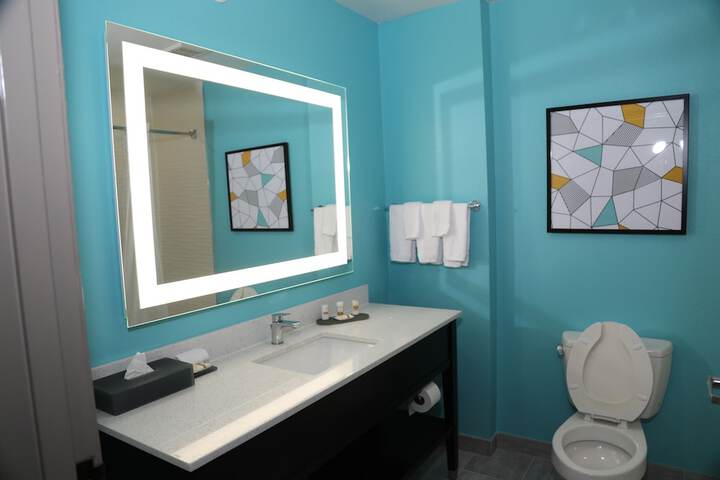 Room 50 of 67