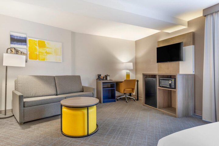 Comfort Suites Columbia Northeast - Fort Jackson