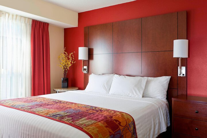 Room 16 of 22