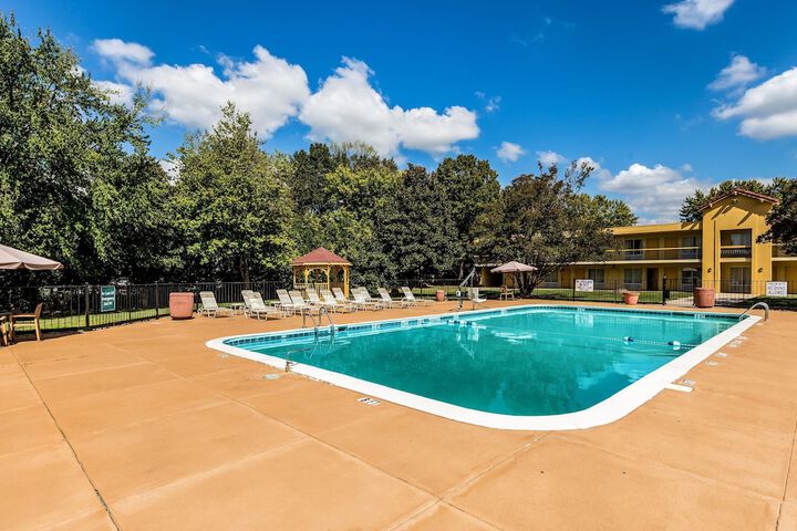 Pool 9 of 36