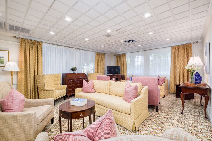 Hotel Interior 10 of 43