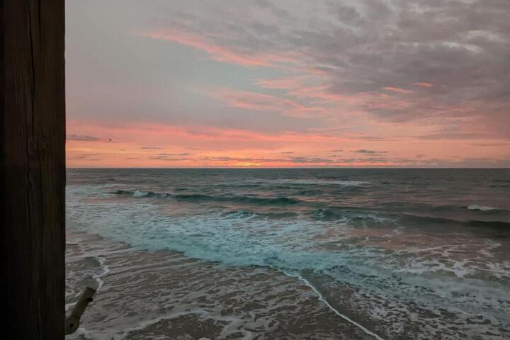 Seaside Joy - This is your happy place!
