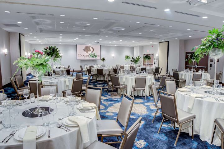 Doubletree by Hilton Harrisonburg