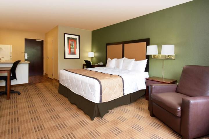 Studio 6 Suites Seattle Kent WA