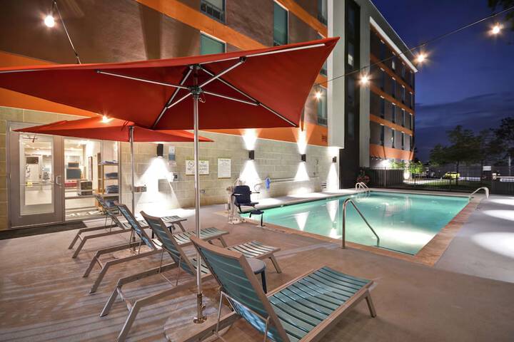 Pool 8 of 40