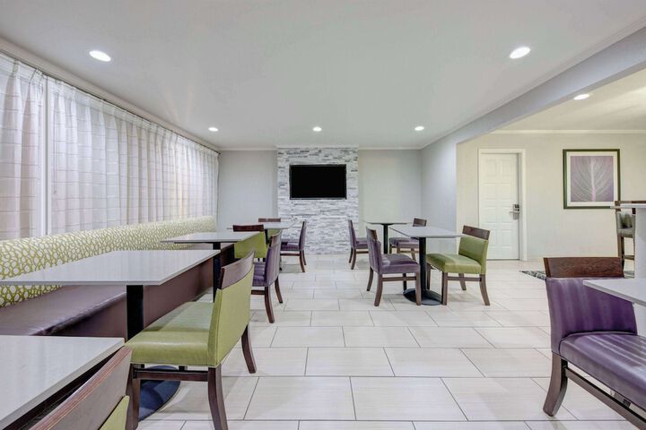 La Quinta Inn by Wyndham El Dorado