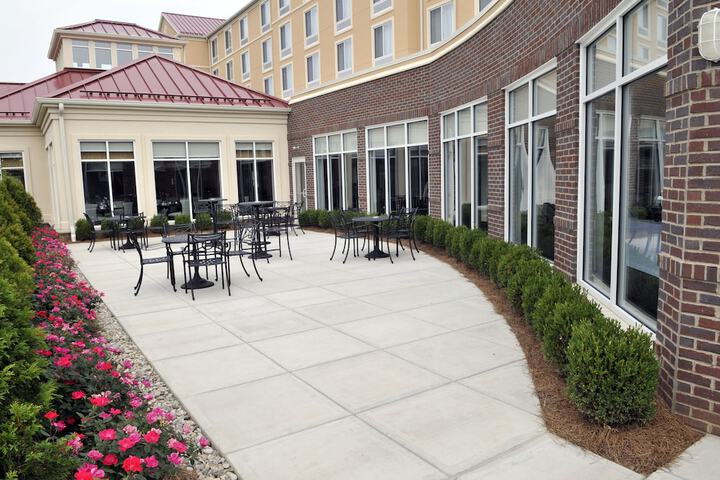 Hotel Exterior 94 of 96