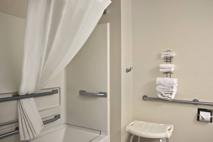 Fairview Inn & Suites Whitewater