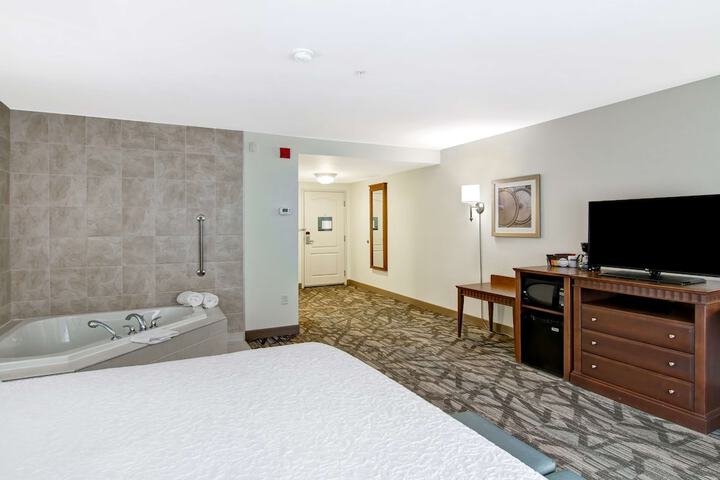 Room 22 of 62