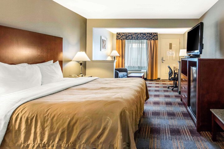 Room 15 of 29