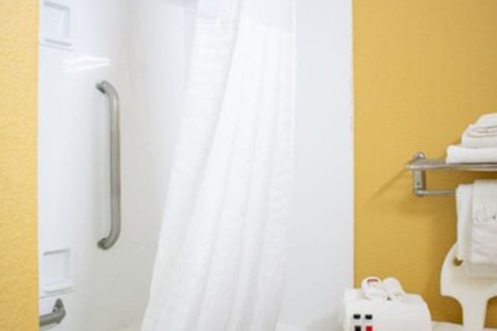 Days Inn by Wyndham Hillsboro TX
