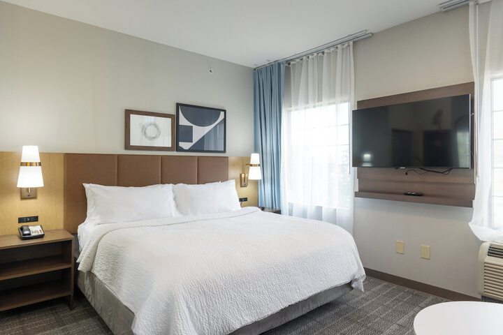 Staybridge Suites Bentonville-Rogers by IHG