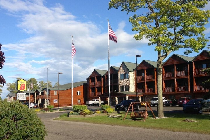 Hotel 4 of 60