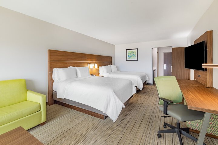 Holiday Inn Express & Suites Lincoln Downtown by IHG