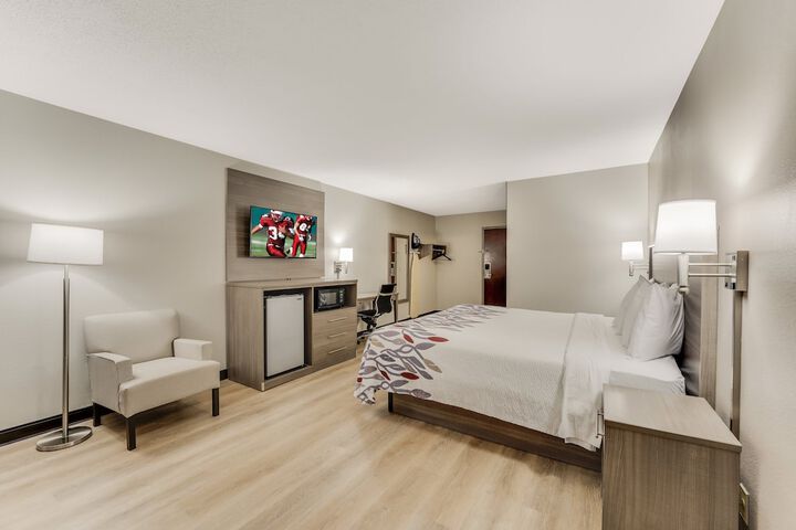 Room 33 of 36