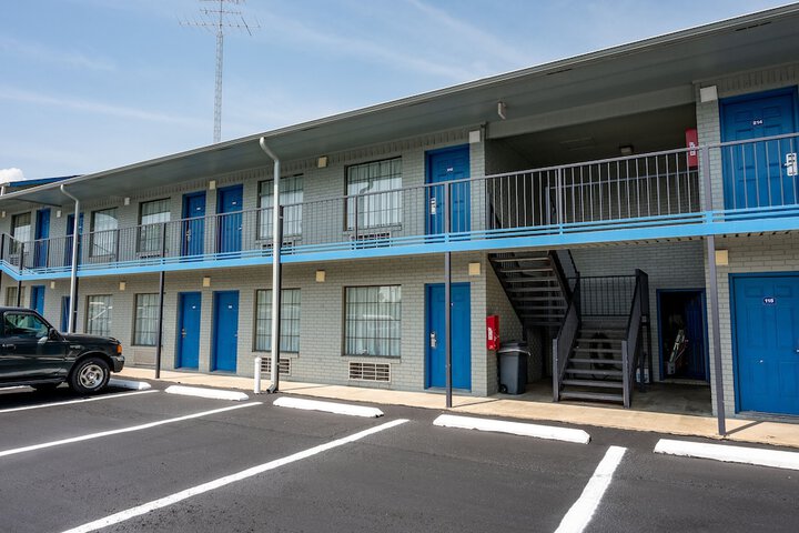 Hotel 2 of 40