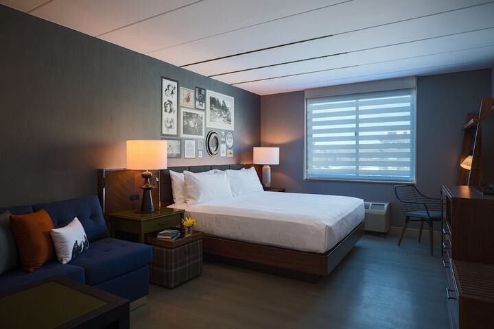 Room 56 of 103