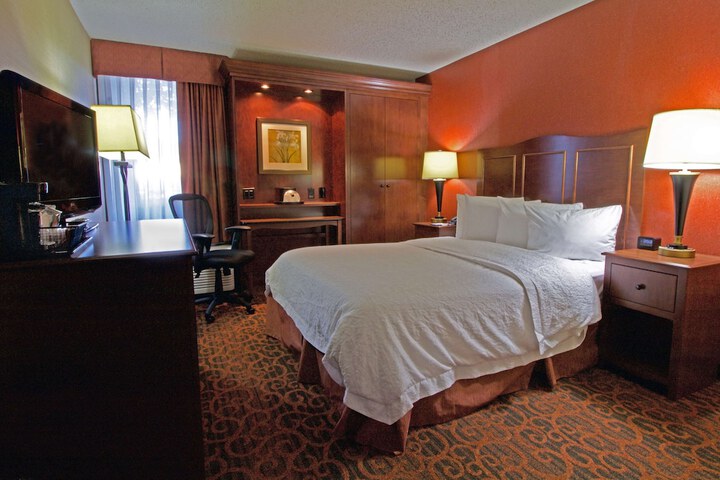 Room 20 of 32