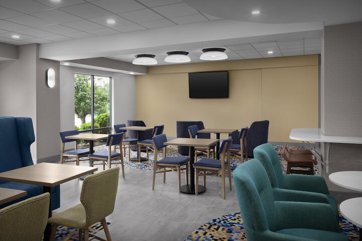Hampton Inn Lenoir City
