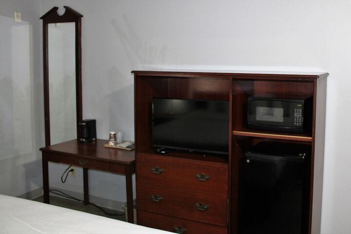 Room 25 of 26