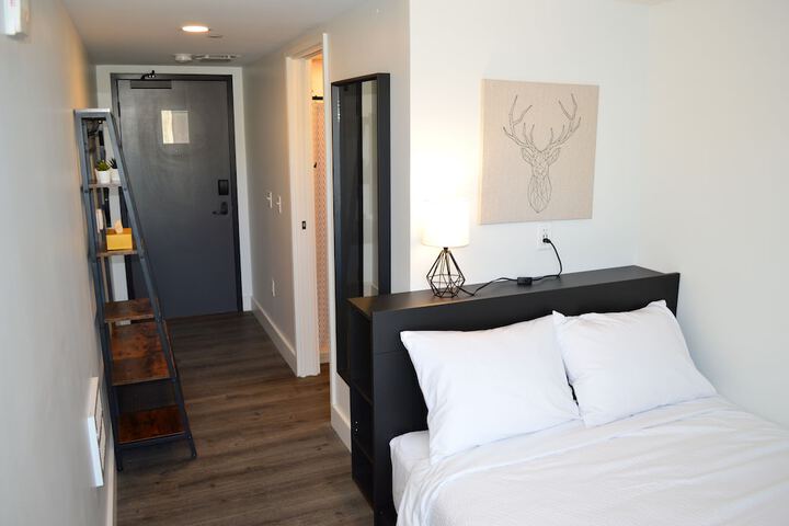 The Block Hotel & Commons