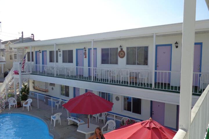 Hotel 13 of 27