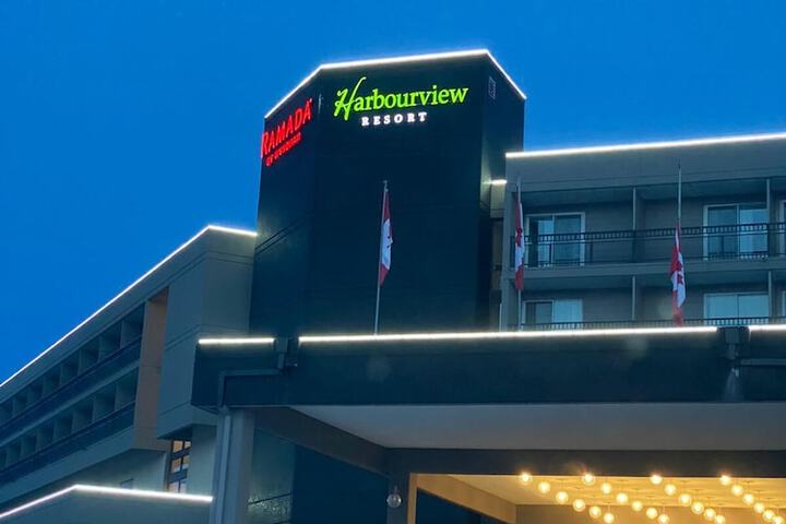 Ramada by Wyndham Belleville Harbourview Conference Centre