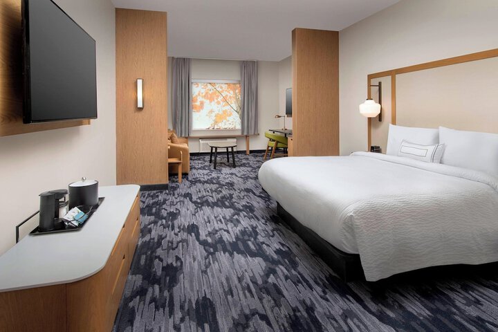 Room 18 of 27