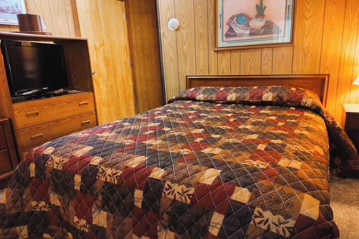 Room 37 of 49