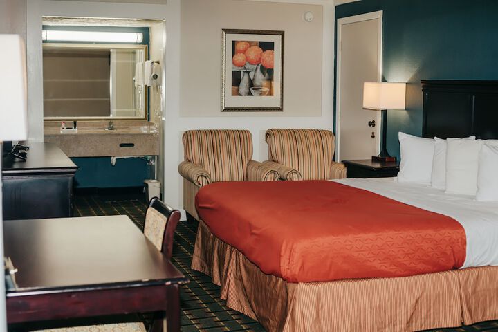 Room 14 of 24