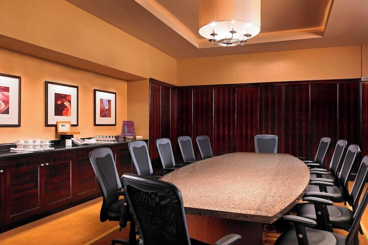Sheraton Garden Grove-Anaheim South Hotel